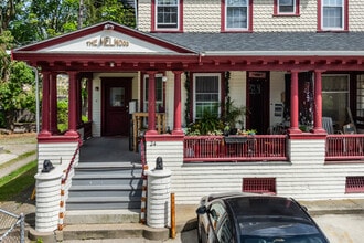 24 Park Ave in Attleboro, MA - Building Photo - Building Photo