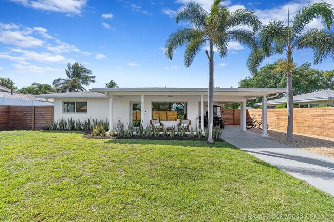 property at 918 SE 3rd Ave