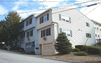 1A-F Bartlett Ave in Haverhill, MA - Building Photo
