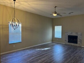 1038 High Meadow Dr in Tallahassee, FL - Building Photo - Building Photo