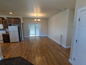 400 S Curtis Rd in Boise, ID - Building Photo - Building Photo