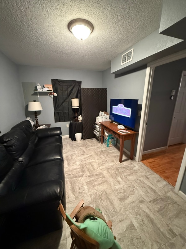 220 St George Dr in Davenport, FL - Foto de edificio - Building Photo