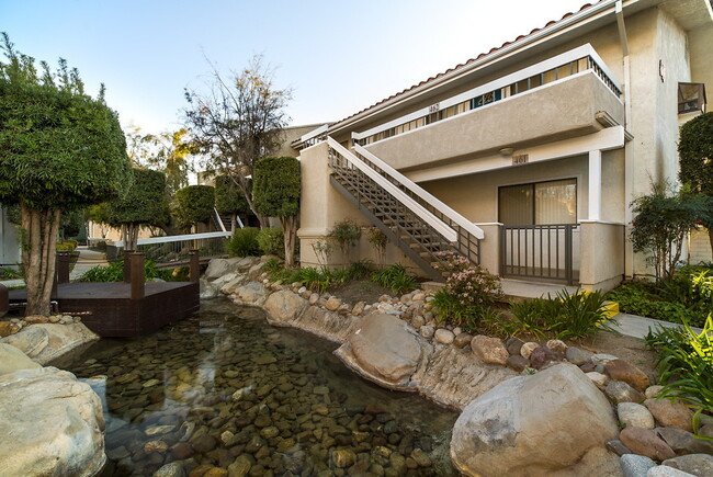 Camarillo Oaks in Camarillo, CA - Foto de edificio - Building Photo