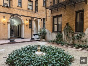 WEST 45 STREET in New York, NY - Building Photo - Building Photo