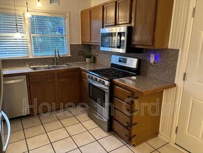 217 Scottlynn Dr in Asheville, NC - Building Photo - Building Photo