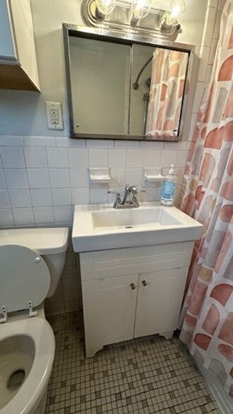 22 Park Pl in New Britain, CT - Building Photo