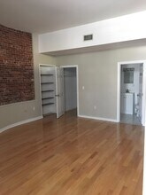 17 Bow St, Unit Bow St in Somerville, MA - Foto de edificio - Building Photo