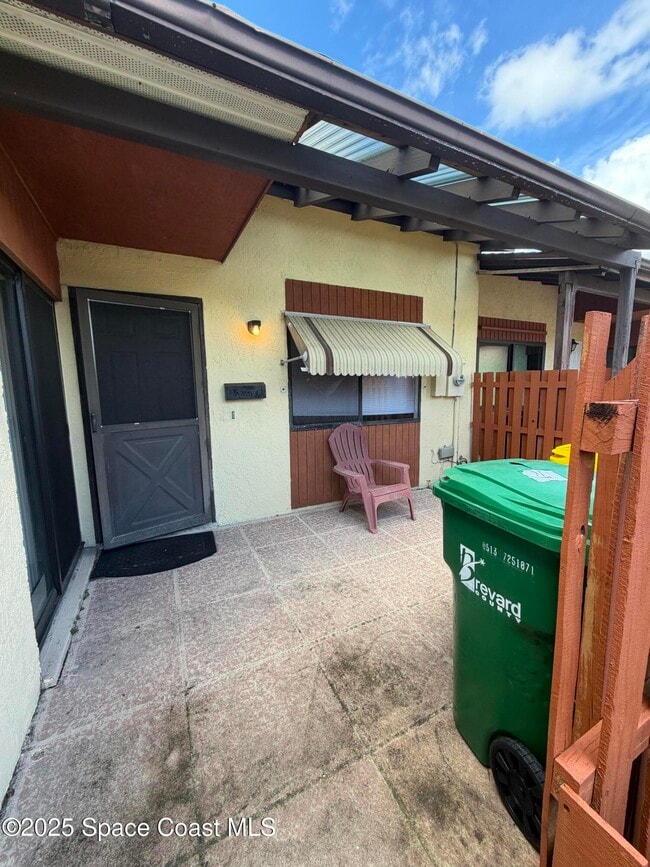 1601 Jolson Ct in Merritt Island, FL - Building Photo - Building Photo