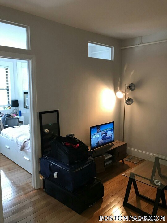 91 Westland Ave in Boston, MA - Building Photo