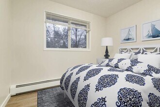 Wild Rose Place in Wetaskiwin, AB - Building Photo - Building Photo