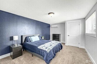 9 Northwood Dr in Brampton, ON - Building Photo - Building Photo