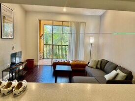 1180 Reserve Way, Unit 302 in Naples, FL - Building Photo