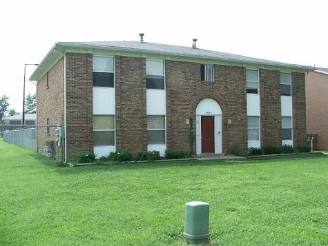 4406 Coram Way in Louisville, KY - Building Photo