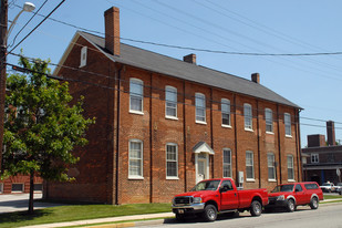 Shelly School Apartments in York, PA - Foto de edificio - Building Photo