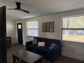 3000 Karen Ave in Largo, FL - Building Photo - Building Photo