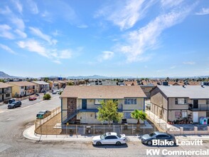 4775 Lucite Ln in Las Vegas, NV - Building Photo - Primary Photo