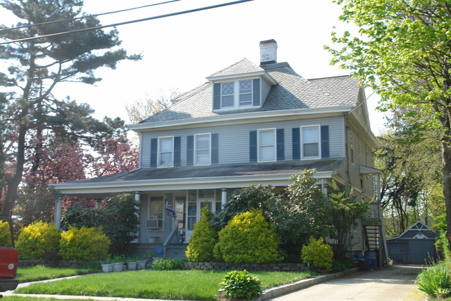 148 Franklin Ave in Long Branch, NJ - Building Photo - Building Photo