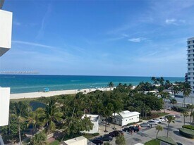5313 Collins Ave in Miami Beach, FL - Building Photo