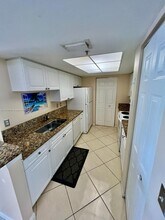 400 Crestwood Ct N in Royal Palm Beach, FL - Building Photo - Building Photo