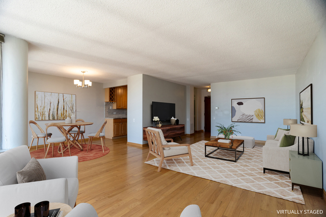 4170 N Marine Dr, Unit 18k in Chicago, IL - Foto de edificio - Building Photo