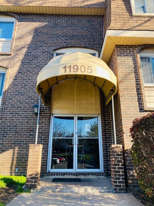 11905 Tarragon Rd in Reisterstown, MD - Building Photo