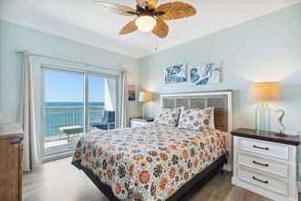 1010 W Beach Blvd in Gulf Shores, AL - Building Photo - Building Photo