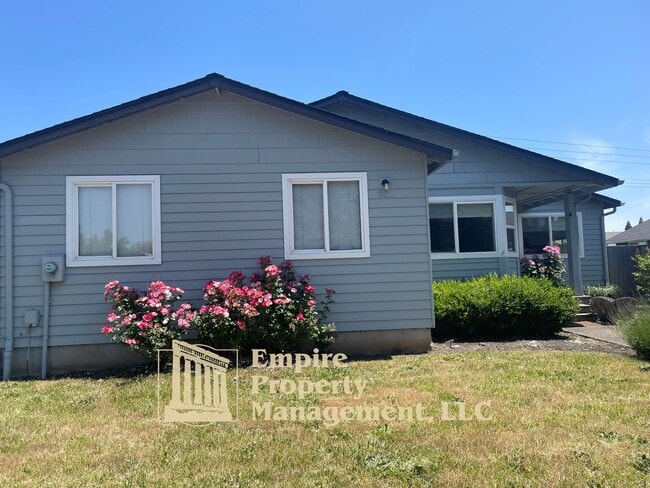 981 Hollow Way in Eugene, OR - Building Photo - Building Photo