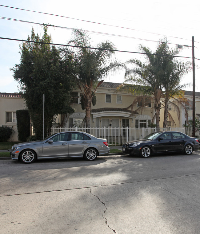 4628-4632 Prospect Ave in Los Angeles, CA - Foto de edificio - Building Photo