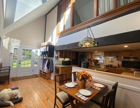 56 Union St in Guilford, CT - Building Photo - Building Photo