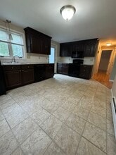 153 Amherst Rd in Sunderland, MA - Building Photo - Building Photo