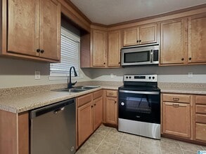 105 Spring Glade Cir in Trussville, AL - Building Photo - Building Photo