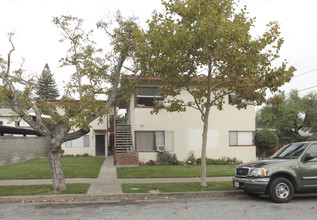 351 2nd St in Gilroy, CA - Building Photo - Building Photo