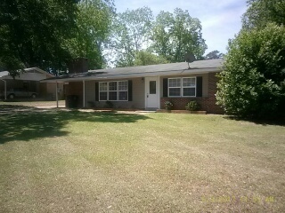 105 Scott Dr in Enterprise, AL - Building Photo