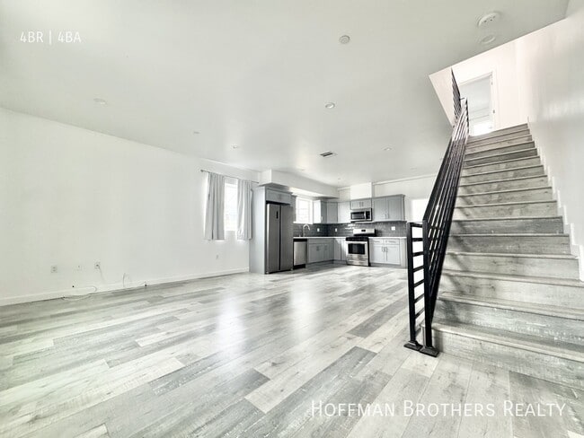 property at 156 N Mariposa Ave