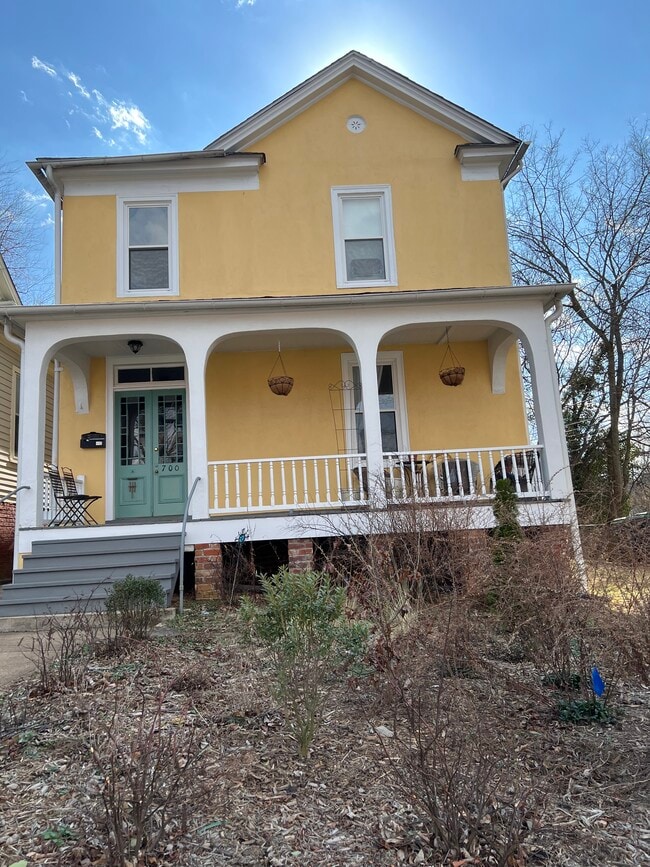 700 Hinton Ave, Unit C in Charlottesville, VA - Building Photo - Building Photo