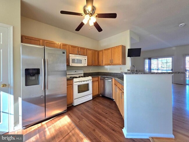 3989 Hartlake St in Woodbridge, VA - Building Photo - Building Photo