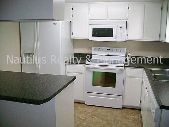 1461 Kraft Ave in Panama City, FL - Building Photo - Building Photo