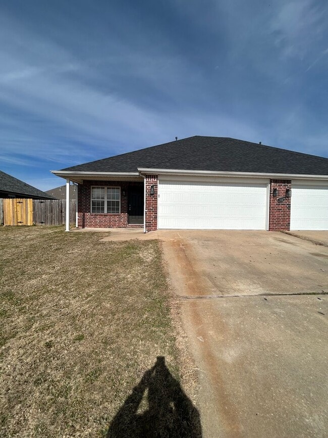 property at 1598 Tolleson Loop