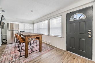 424 2nd St N-Unit -11 in St. Petersburg, FL - Building Photo - Building Photo