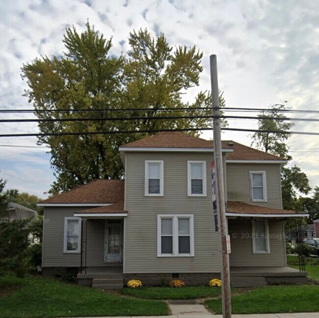 1810 W Main St Rentals in New Lebanon, OH