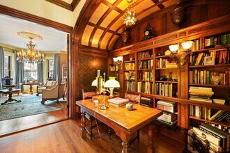 381 Beacon St in Boston, MA - Foto de edificio - Building Photo