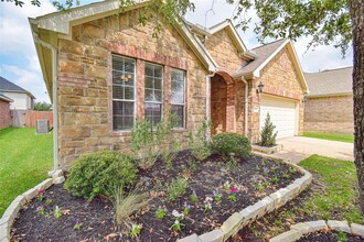 17911 Serene Shore Dr in Cypress, TX - Building Photo - Building Photo