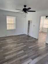 1117 Woodrow Ave in Bakersfield, CA - Building Photo - Building Photo
