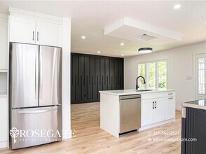 1329 Jalna Blvd in London, ON - Building Photo - Building Photo