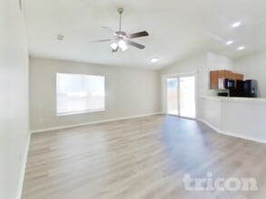 1532 Irishwood Ct in Middleburg, FL - Foto de edificio - Building Photo