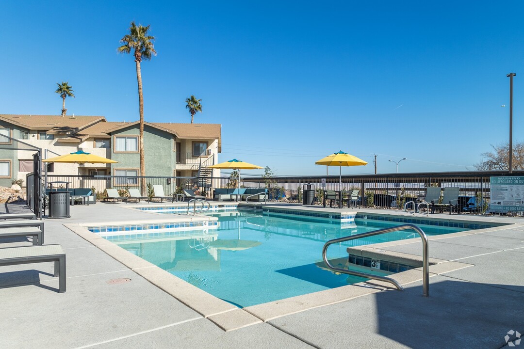 Sunset Winds Apartments in Henderson, NV - Building Photo