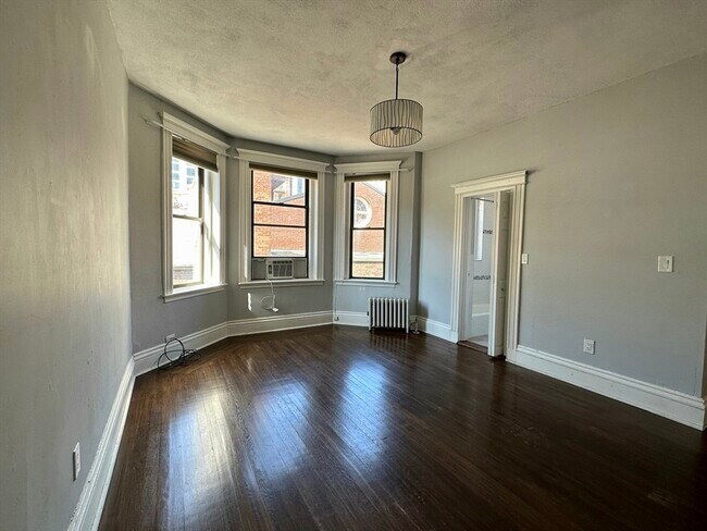 107 Jersey St in Boston, MA - Building Photo - Building Photo
