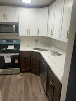 301X Dupont Ave in Baltimore, MD - Building Photo