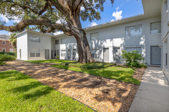 Courtyard Apartments in Jacksonville, FL - Building Photo - Building Photo