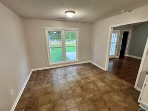 235 Shadowbrook Ln NE in Huntsville, AL - Building Photo - Building Photo